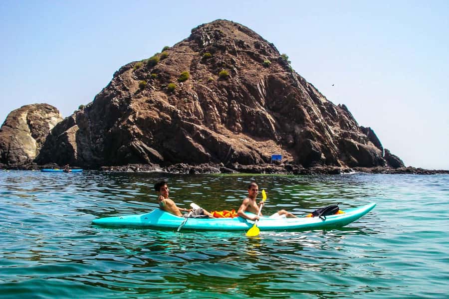 Fujairah: Snorkeling and Watersports at Snoopy Island - Key points at a glance