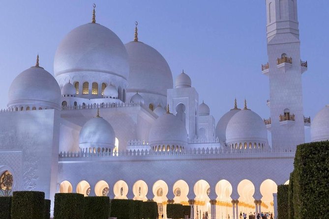 Full Day Abu Dhabi City & Ferrari World Tour - The drive from Dubai to Abu Dhabi