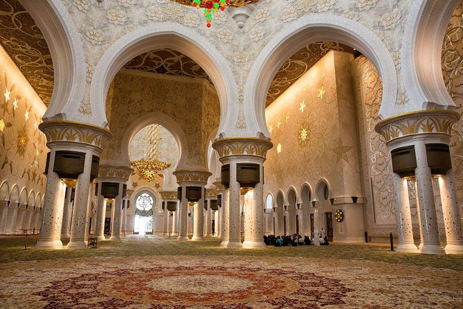 Full Day Abu Dhabi City Tour With Louvre Museum Tickets - Heritage Village and the Date Market