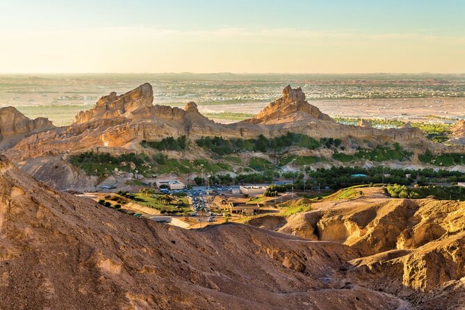 Full Day Al Ain tour with Lunch from Dubai - How the guiding and group size affect the day