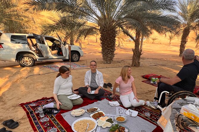 Full Day Liwa Desert Sunset Safari Tour with Lunch at Oasis - Sunset over the Empty Quarter