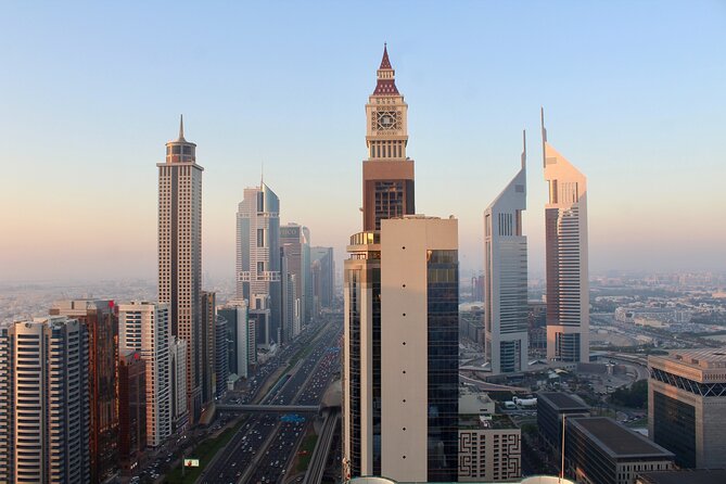 Full Day Modern Tour in Dubai - Burj Khalifa: the day’s main event