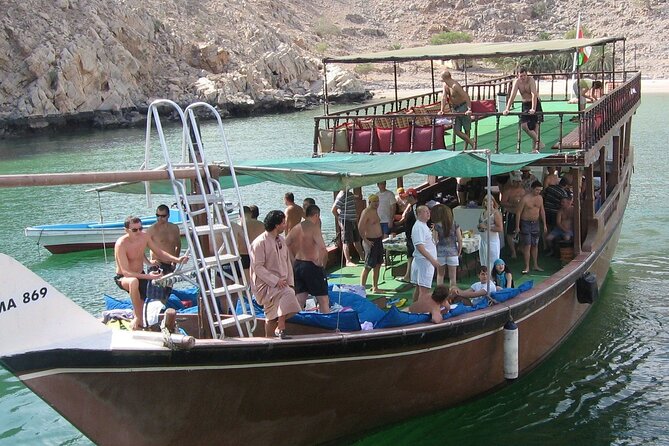 Full Day Musandam Dibba Cruise with Buffet Lunch - Crossing into Oman for the Musandam coast