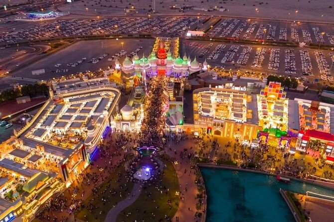 Global Village Dubai - Who will enjoy this evening most