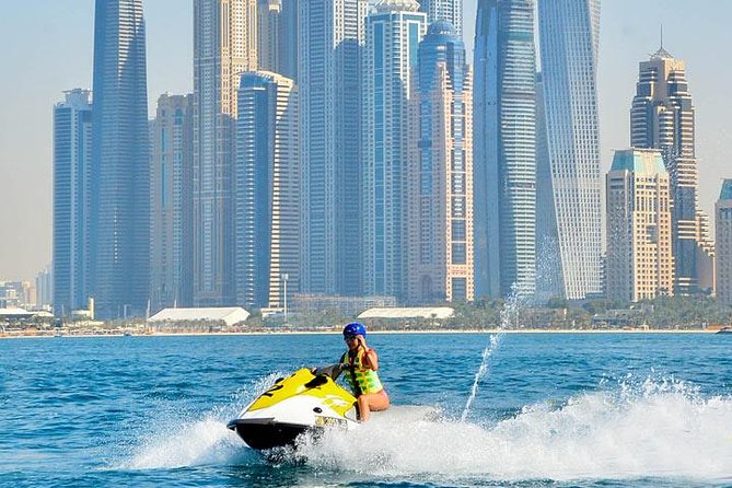 Go on a Jet Ski Adventure in Dubai Marina - The first few minutes on the jet ski