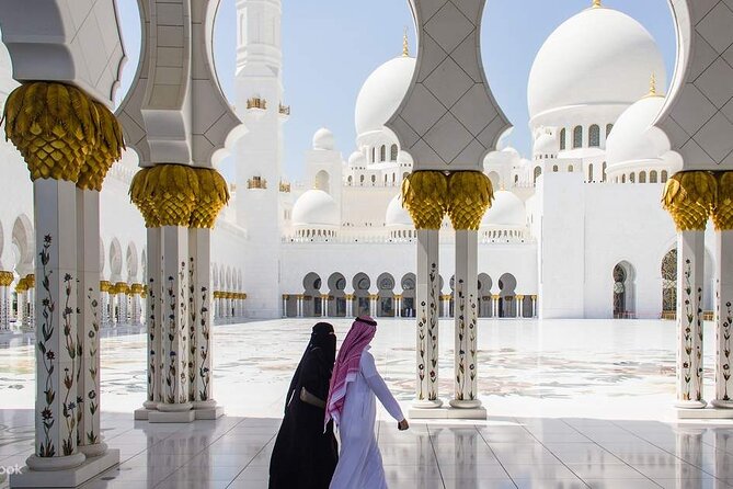 Guided Abu Dhabi City Tour from Dubai - Sheikh Zayed Grand Mosque: the reason to take the trip