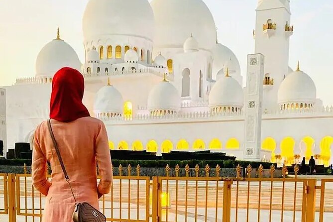 Guided Abu Dhabi City Tour with Sheikh Zayed Grand Mosque - The drive from Dubai sets the tone