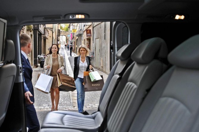 Guided Transportation with English Driver - Palm Jumeirah and the Atlantis area