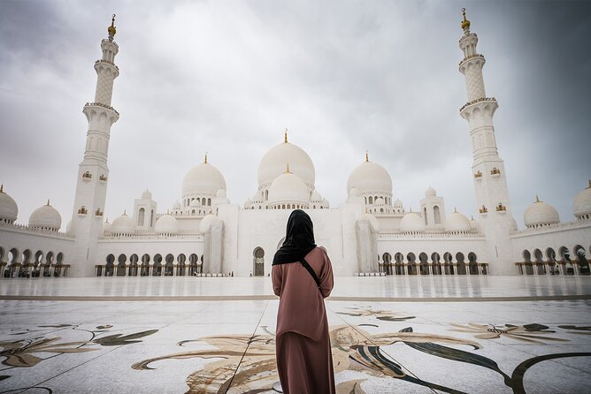 Half-Day Grand Mosque Tour from Dubai - Two Hours Inside Sheikh Zayed Grand Mosque
