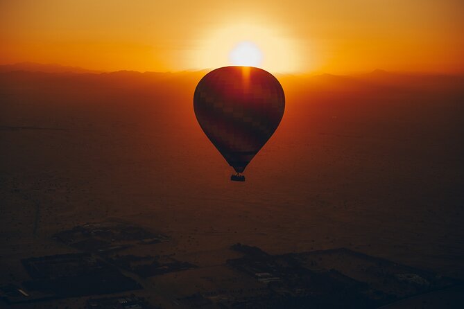 Hot Air Balloon Ride Over Dubai Desert inlcuding Transfers - Who will enjoy this sunrise experience most