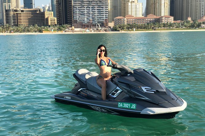 Jet ski Dubai 30 minute Guided Sightseeing Tour - Who should book this JBR jet ski tour?
