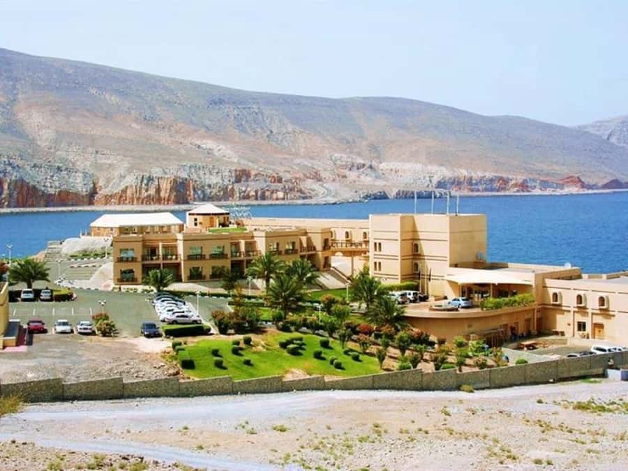 Khasab: Private City Tour and Wadi Qadah - Old and new Khasab, with time for local life