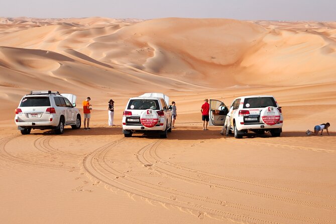 Liwa Oasis Desert Drive from Abu Dhabi - Crossing the orange dunes by 4x4