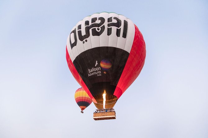Luxury Hot Air Balloon, Land Rover Defender & Michelin Breakfast - The five-minute drone show before sunrise