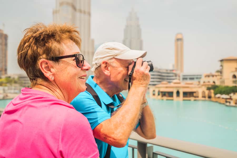 Magical Dubai 8-Hour Tour with Burj Khalifa Experience - Madinat Jumeirah and a pause for tea