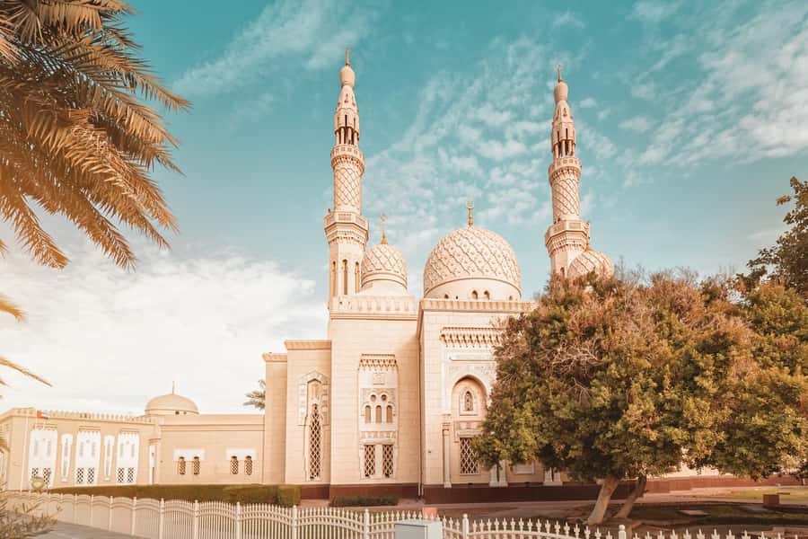 Magical Dubai 8-Hour Tour with Burj Khalifa Experience - Dubai Mall and the Burj Khalifa