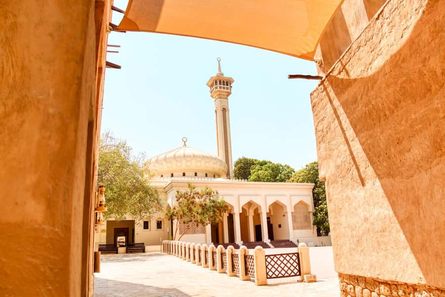 Magical Dubai 8-Hour Tour with Burj Khalifa Experience - Al Fahidi and Bastakaya: Dubai before the towers