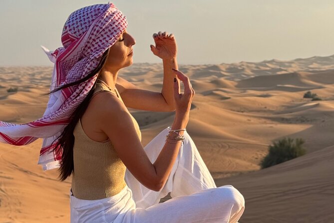 Morning Red Dune Safari with Sandboarding and Camel Ride - The guides and the small details that matter