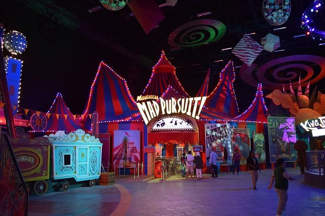 Motiongate Theme Park with Private Transfer - DreamWorks and The Smurfs set the family tone