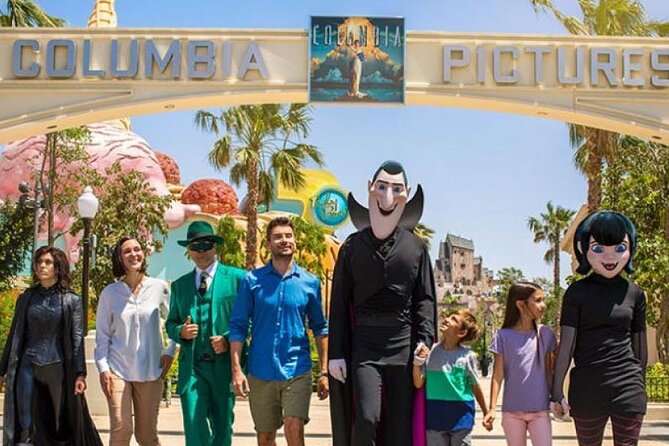 Motiongate Theme Park with Private Transfer - Six hours inside the park: how to use them
