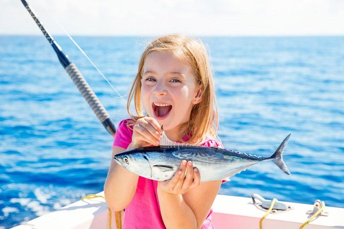 Nanje Fishing Trips Dubai - Leaving Dubai Marina for open water