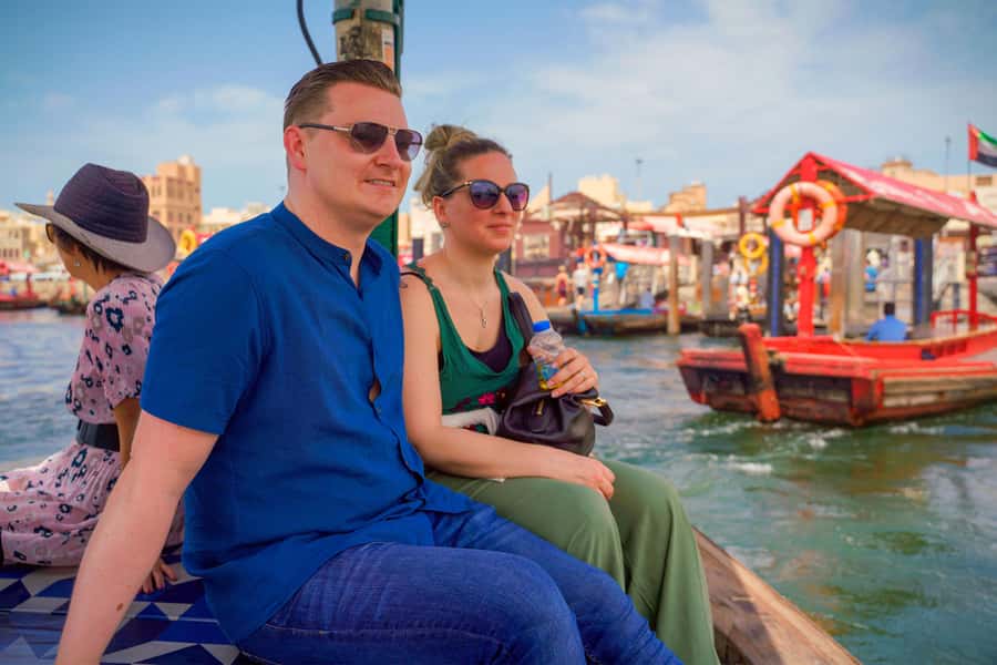 Old Dubai Guided Tour With Photographer: Souks & Street Food - Al Fahidi’s lanes and Dubai’s old walls