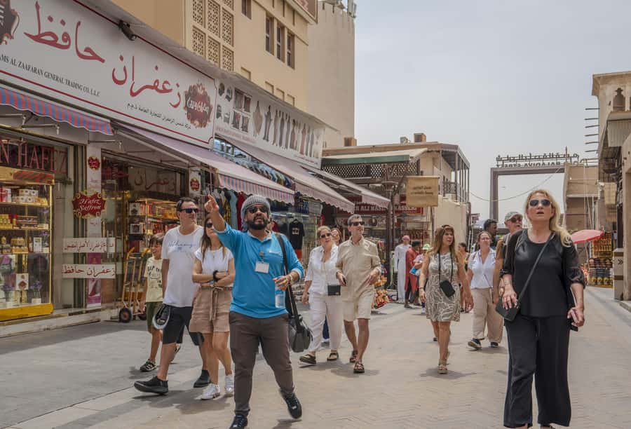 Old Dubai Historic Guided Tour: Creek, Street Food & Souks - Gold Souk, a glittering finish with a sales pitch