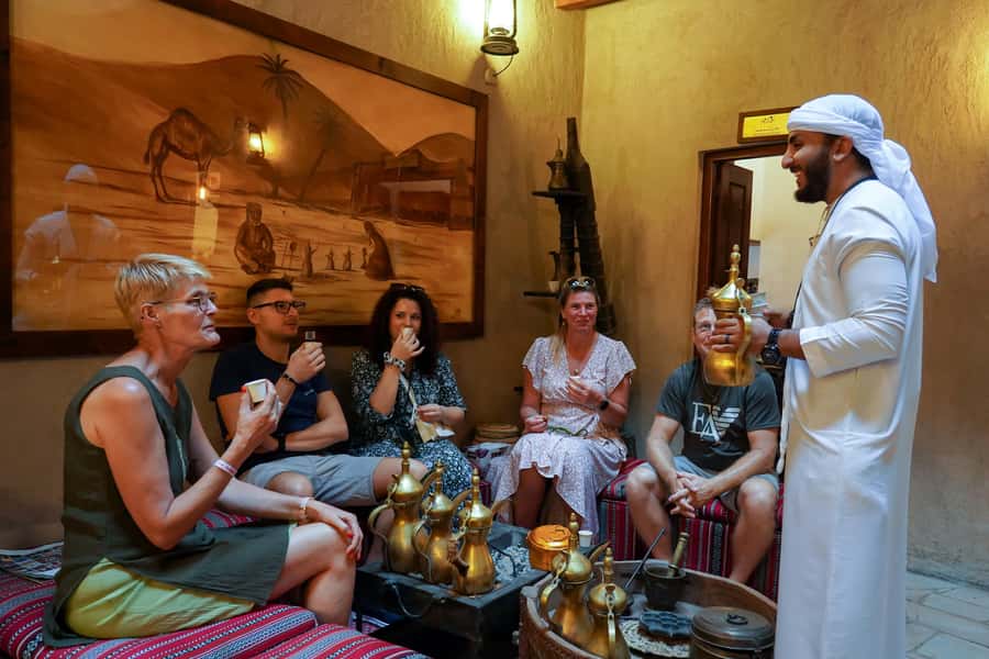 Old Dubai: Premium Guided Tour with Street Food & Abra Ride - Why this tour works for seeing the older side of Dubai