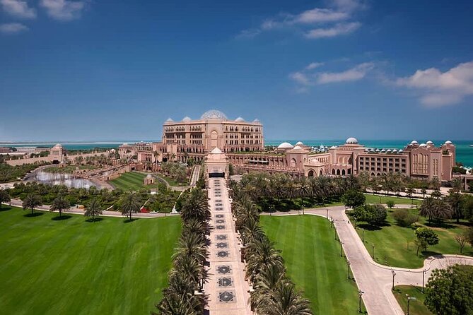 Private Abu Dhabi City Tour From Dubai With Guide - Miraj Islamic Art Centre and the Dates Market