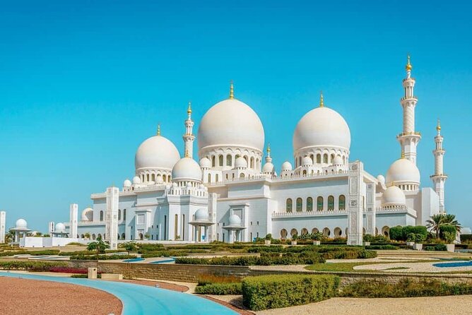 Private Abu Dhabi City Tour From Dubai With Guide - Lunch, driving, and the real value of the $334.90 price