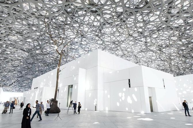Private Abu Dhabi City Tour with Louvre Museum & Sheikh Zayed Grand Mosque - Food, timing, and what to bring