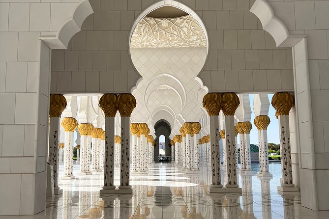 Private Abu Dhabi Grand Mosque Tour from Dubai - The Four-Hour Route from Dubai