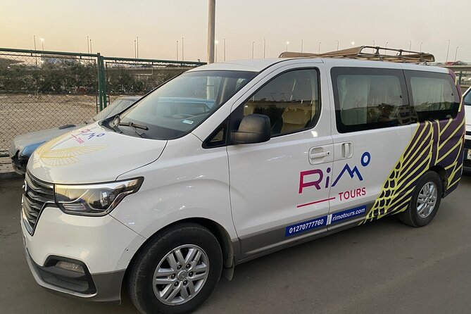 Private Departure Transportation from Dubai City to Dubai Airport - A private ride can save time, but not Dubai traffic
