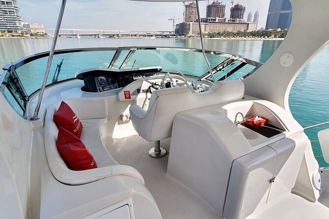Private Dubai 2 Hours Luxury Yacht Charter with BBQ Option - Why the private format matters