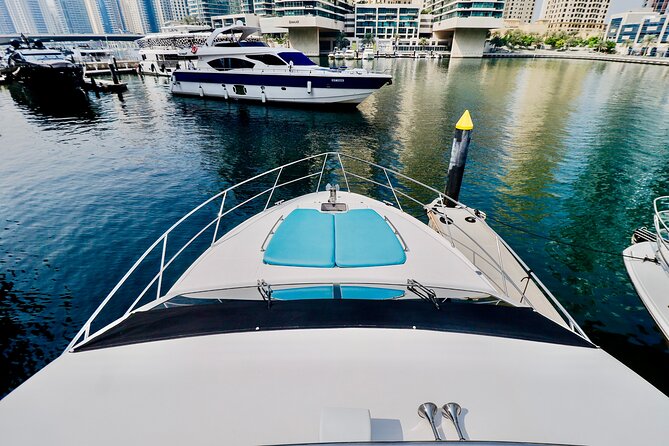 Private Luxury Yacht cruise around Atlantis and Dubai Marina - Food, drinks, and the onboard BBQ