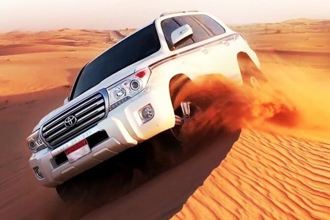 Private Premium Desert Safari 4x4 Vehicle with BBQ Dinner - DUBAI - Leaving Dubai for the golden dunes