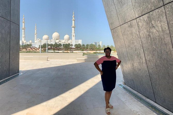 Private Sheikh Zayed Grand Mosque Tour - What could go wrong