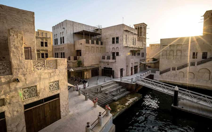 Private Walking Tour in Dubai / Old Dubai Tour - Al Fahidi and the older shape of Dubai