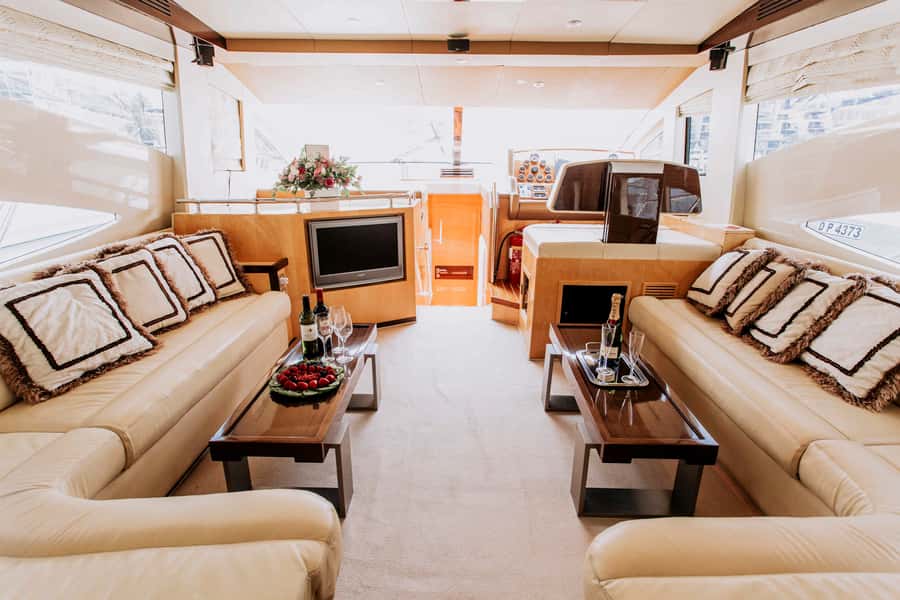Private Yacht Dubai: 56ft - The Burj Al Arab finale
