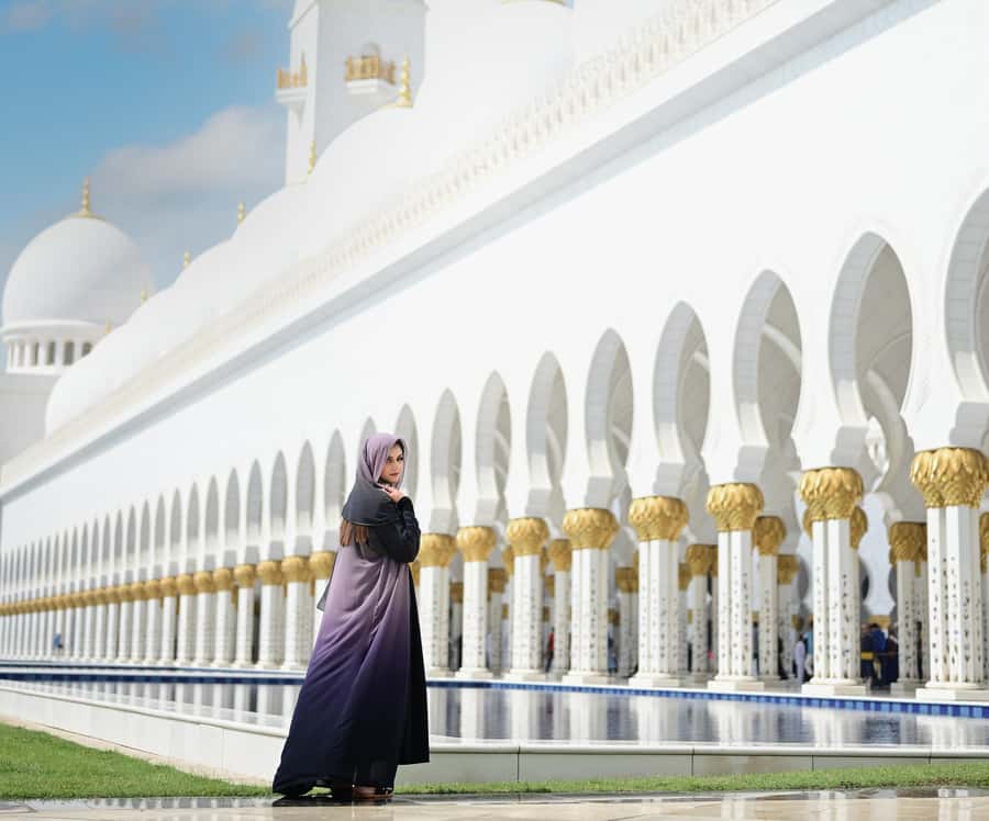 Professional Photoshoot at Sheikh Zayed Mosque - Is $201 good value for your group?