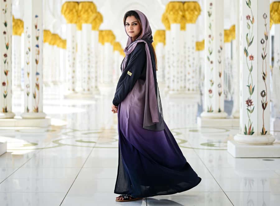 Professional Photoshoot at Sheikh Zayed Mosque - Meeting at the mosque entrance