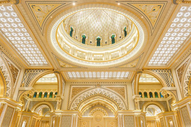 Qasr Al Watan Presidential Palace Abu Dhabi Ticket - Palace in Motion after sundown