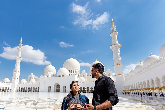 Sheikh Zayed Mosque And Qasr Al Watan Visit From Dubai - The guide can add useful context