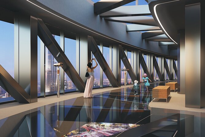 Sky Views Dubai - Sky Views Dubai at a glance