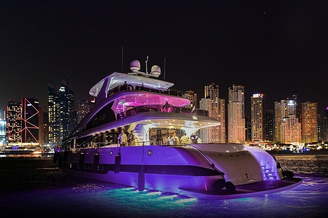 Superyacht Experience in Dubai with Dinner and Live Music - The yacht, music, and evening mood