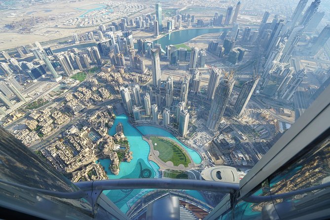 The Burj Khalifa At The Top Observation Deck Admission Ticket - Level 125: wider space and playful photo effects