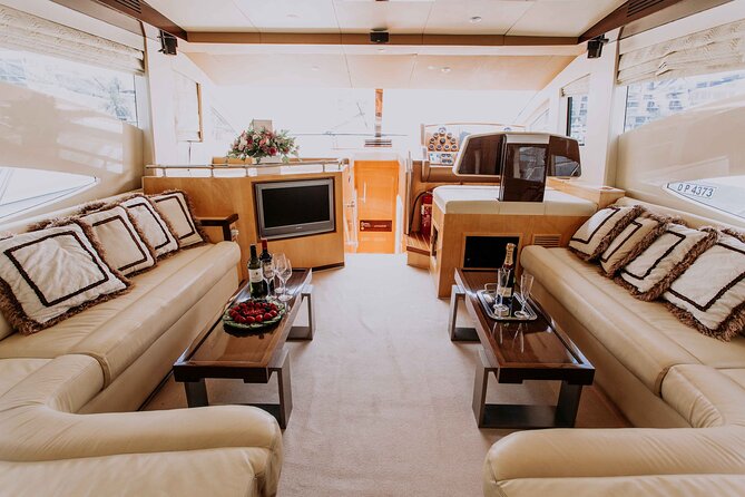 Yacht Trip Dubai : Book 56 ft Premium Yacht up to 21 people - Birthdays, family days, and private celebrations