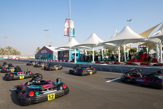 Yas Kartzone - The track after dark